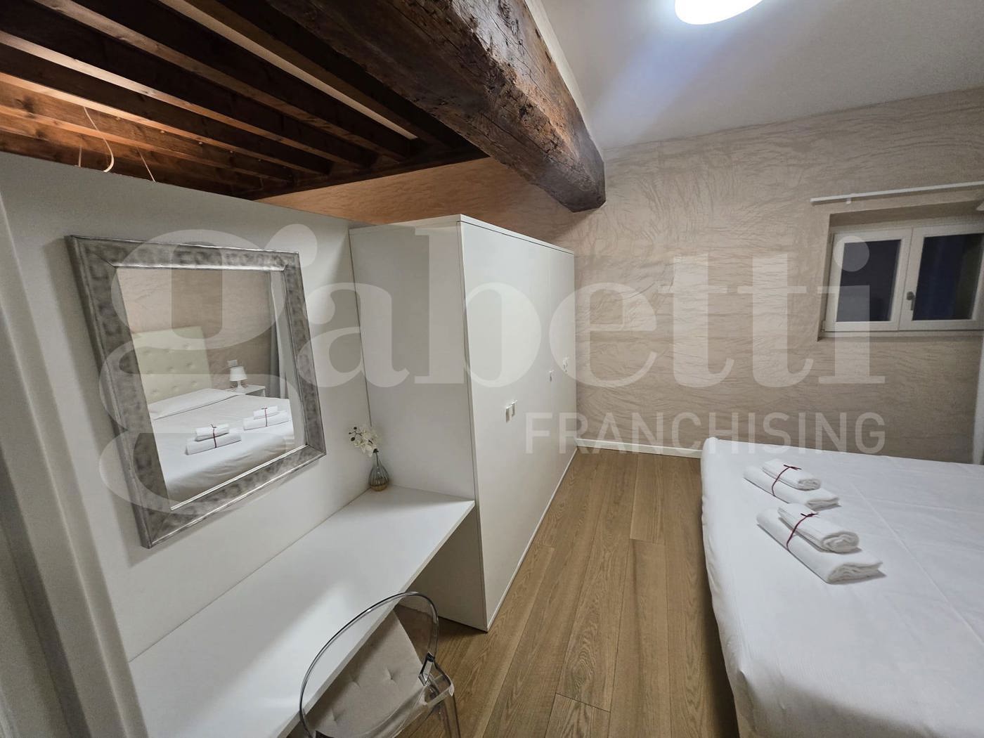 Loft arredato in affitto a Verona