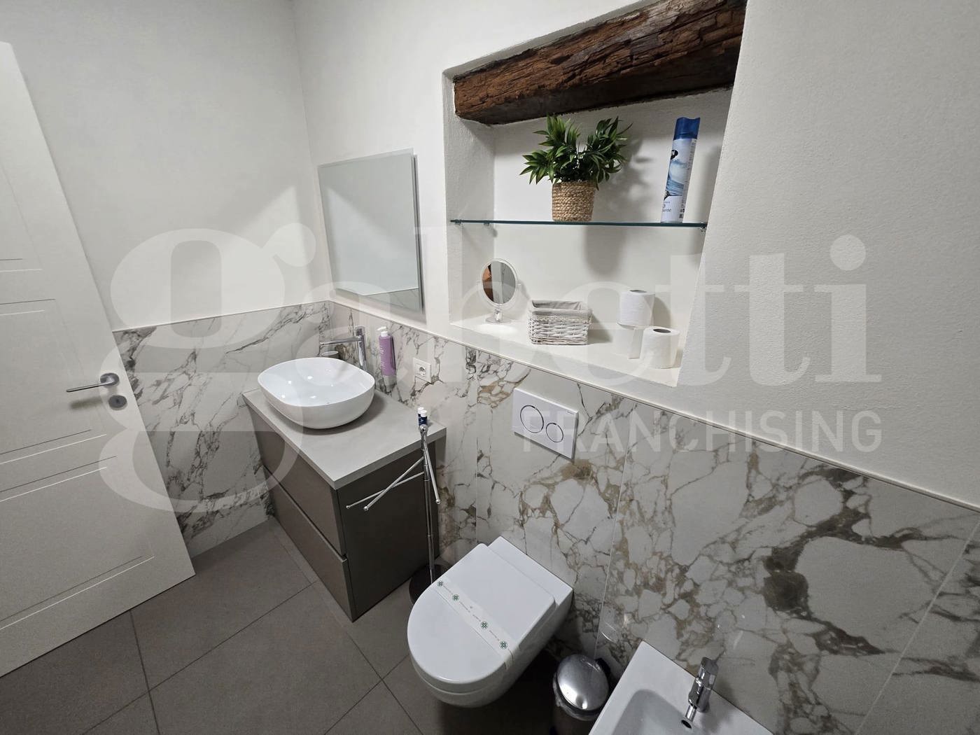 Loft arredato in affitto a Verona