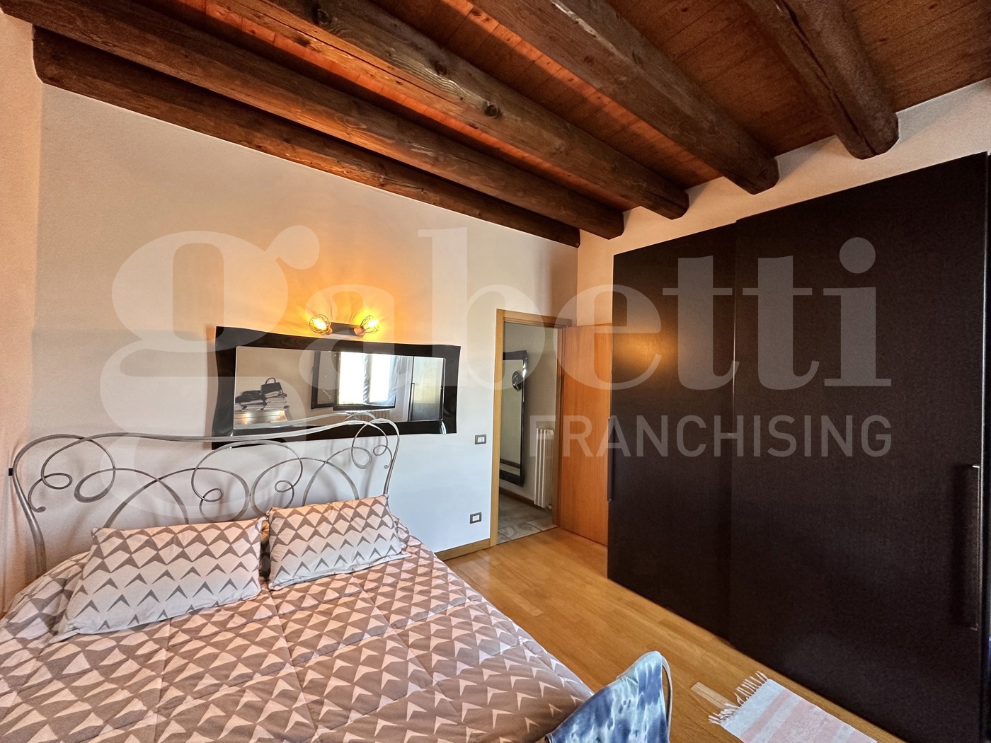 Bilocale arredato in affitto a Belfiore