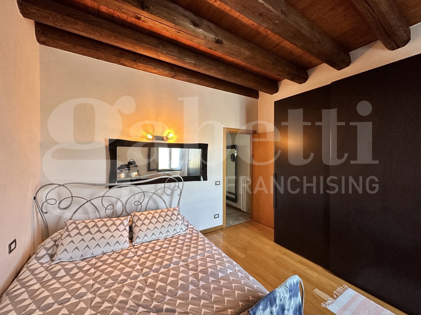 Bilocale arredato in affitto a Belfiore