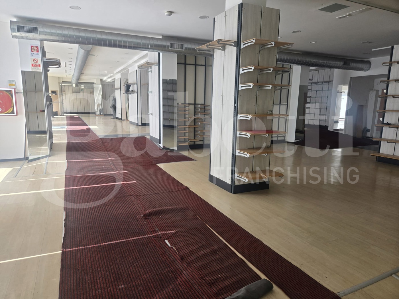 Negozio in vendita a Verona