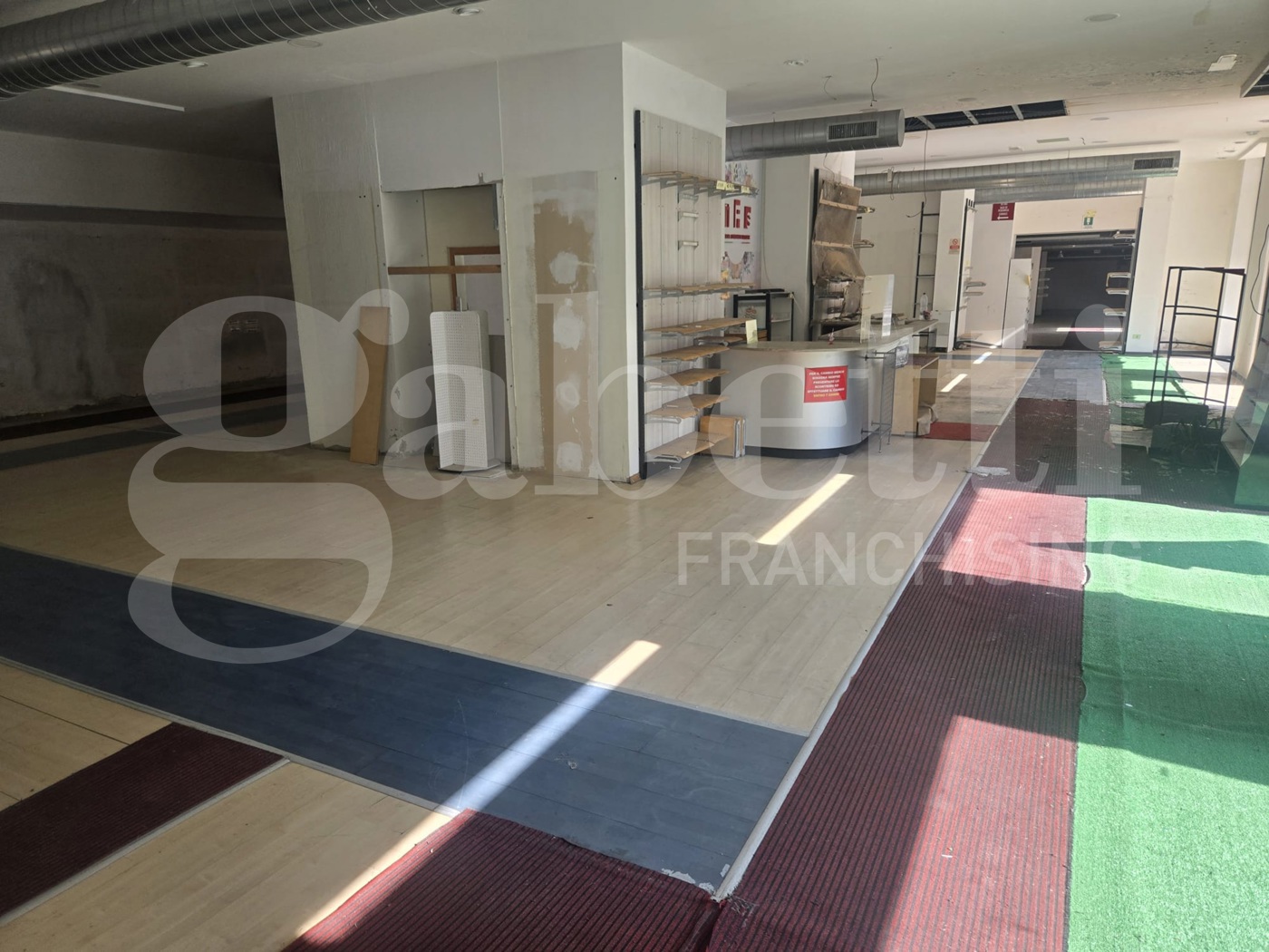 Negozio in vendita a Verona