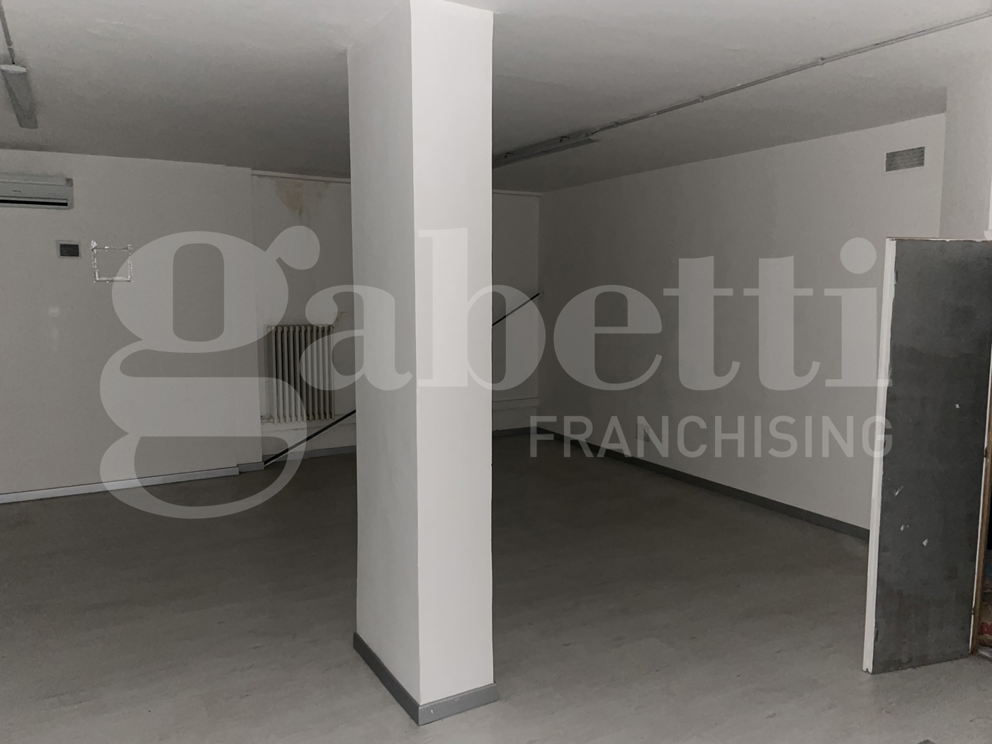 Negozio in vendita a Verona