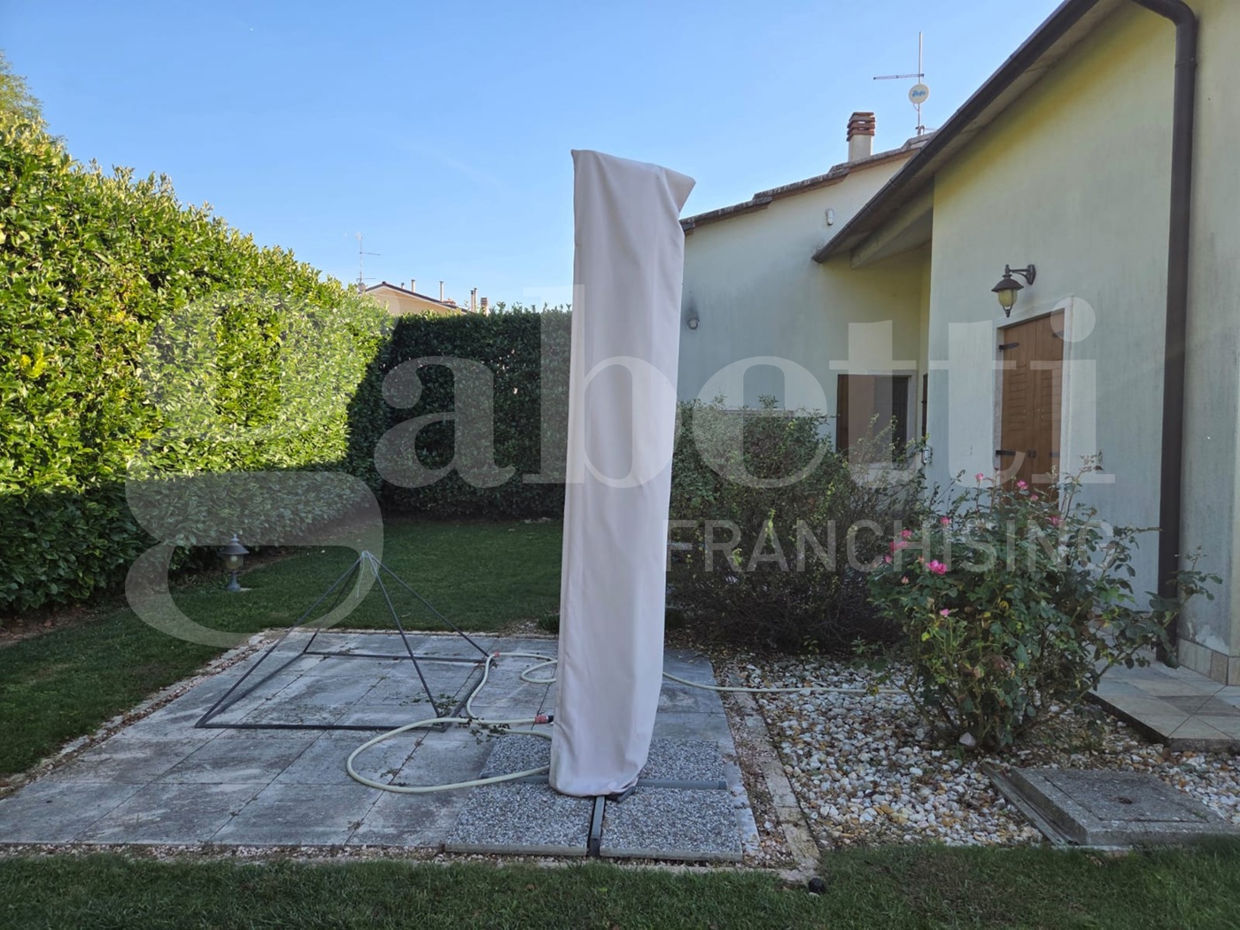Villa Bifamiliare con giardino a Cerro Veronese
