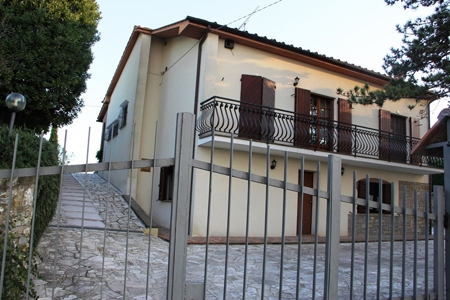 Casa indipendente con giardino a San Casciano dei Bagni