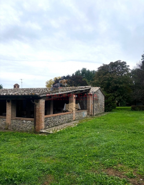 Casa indipendente con giardino a Castel Giorgio