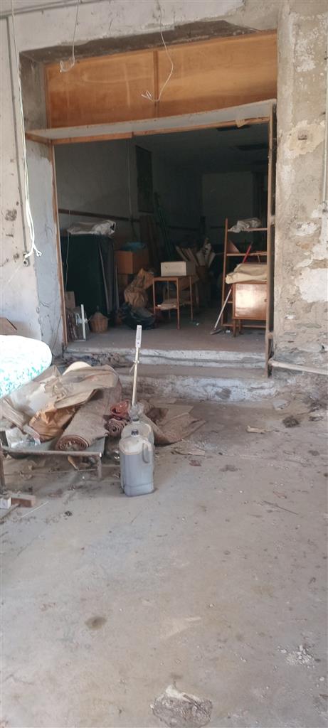 Magazzino in vendita a Rufina