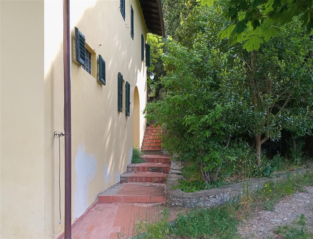 Casa indipendente da ristrutturare a Bagno a Ripoli