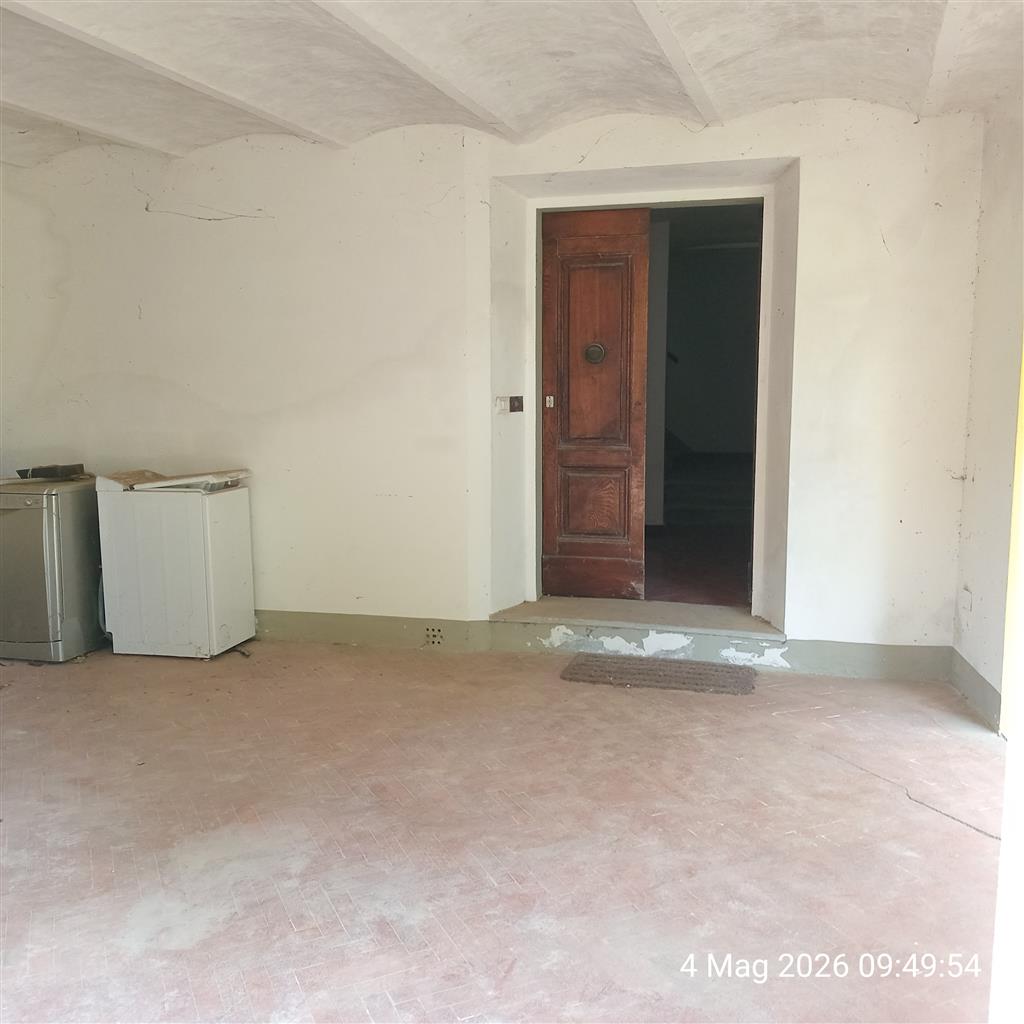 Casa indipendente da ristrutturare a Bagno a Ripoli