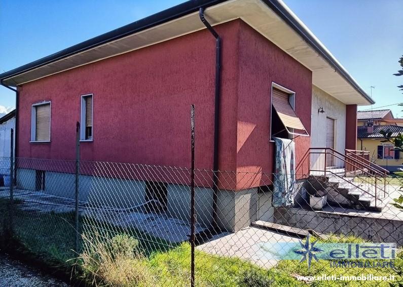 Casa indipendente con giardino, Massa bozzone