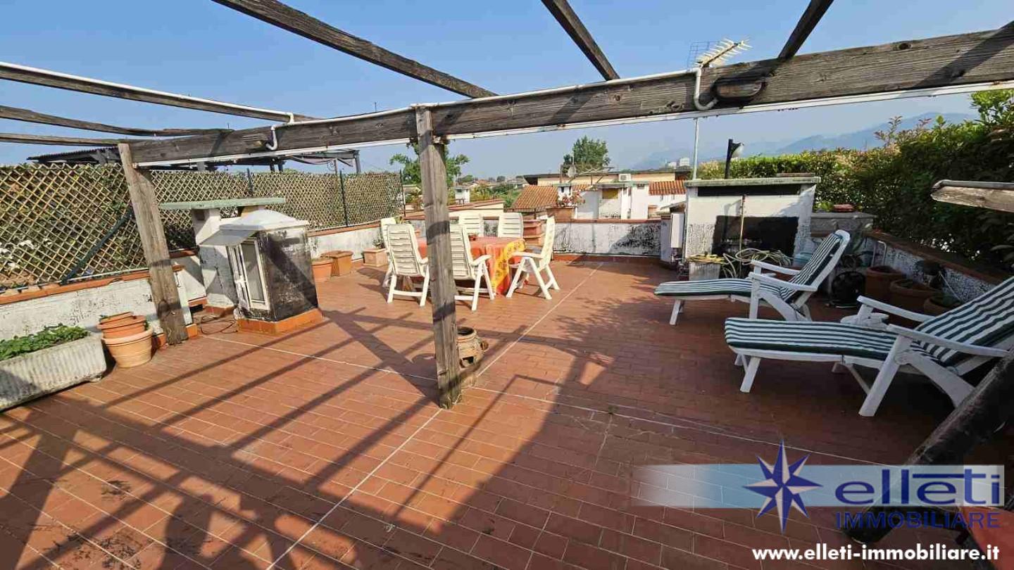 Quadrilocale in vendita, Massa marina di