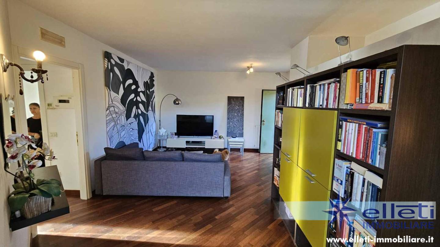 Appartamento con giardino, Massa marina di