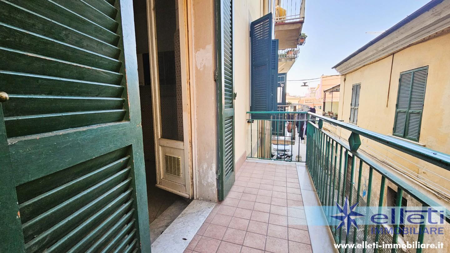 Appartamento da ristrutturare, Massa centro storico