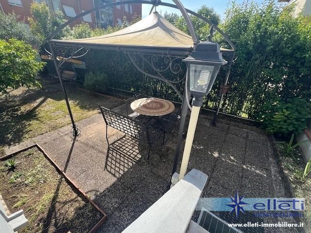 Quadrilocale con giardino, Massa quercioli