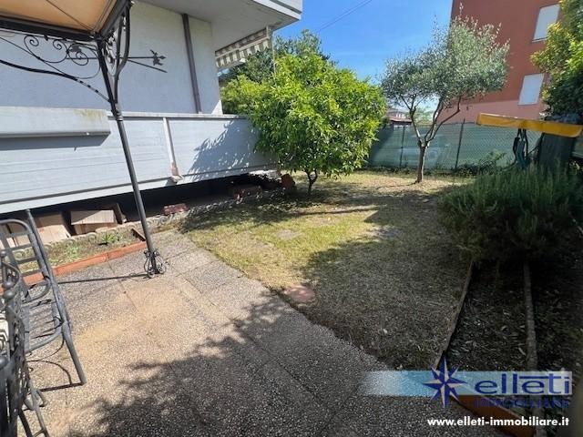 Quadrilocale con giardino, Massa quercioli