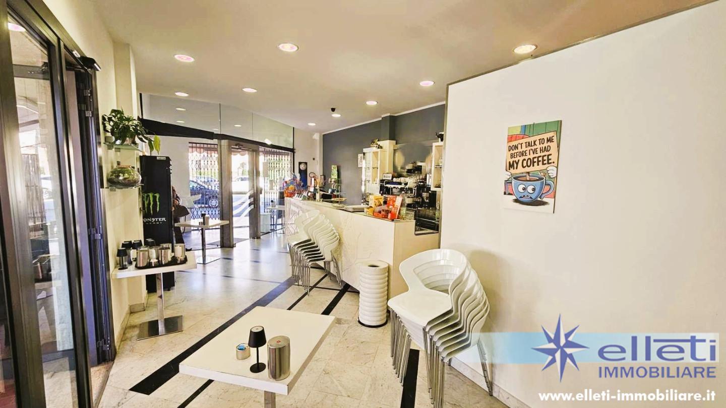 Attivit� commerciale in vendita, Massa zona viali