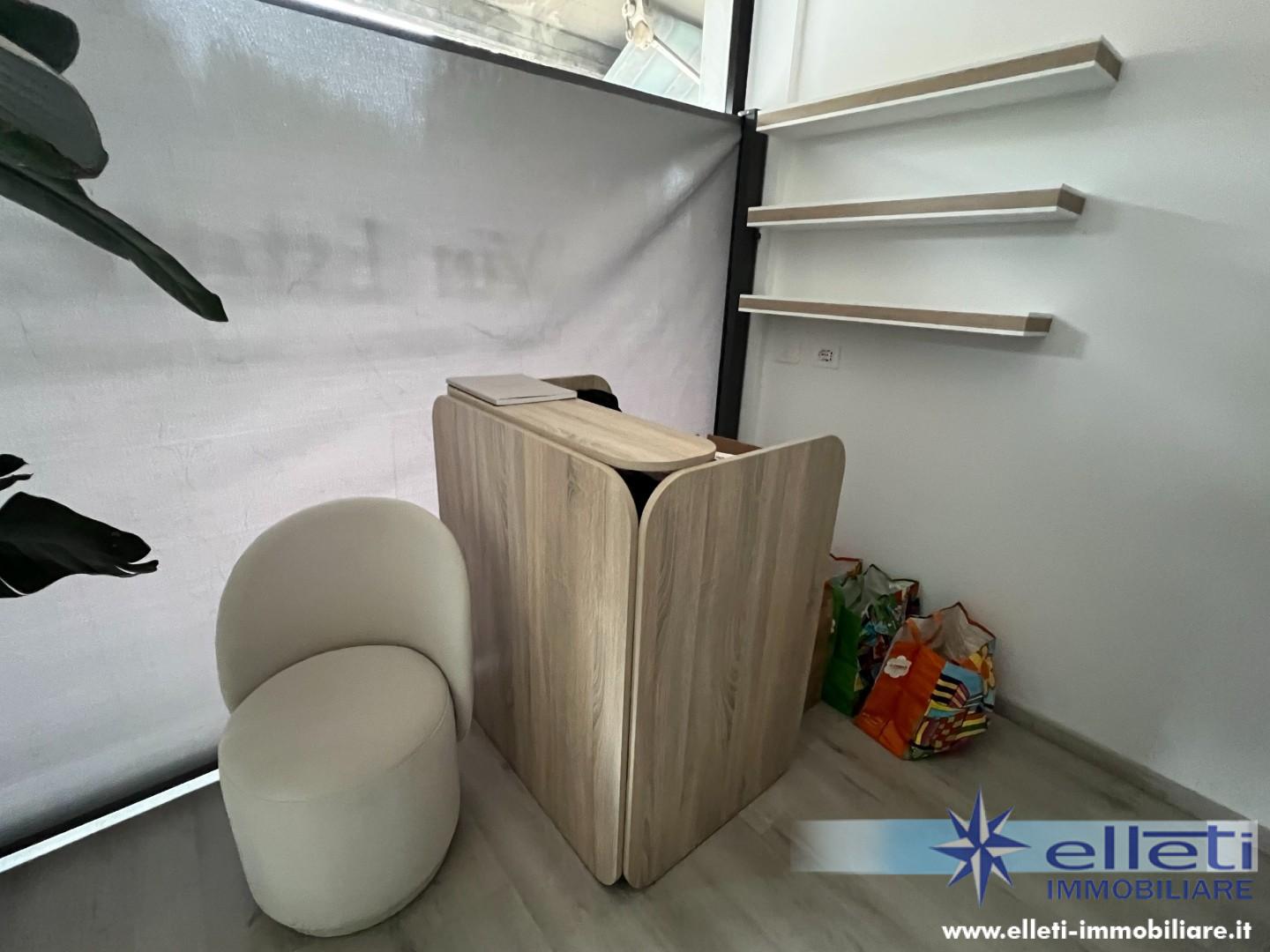 Locale commerciale nuova a Massa