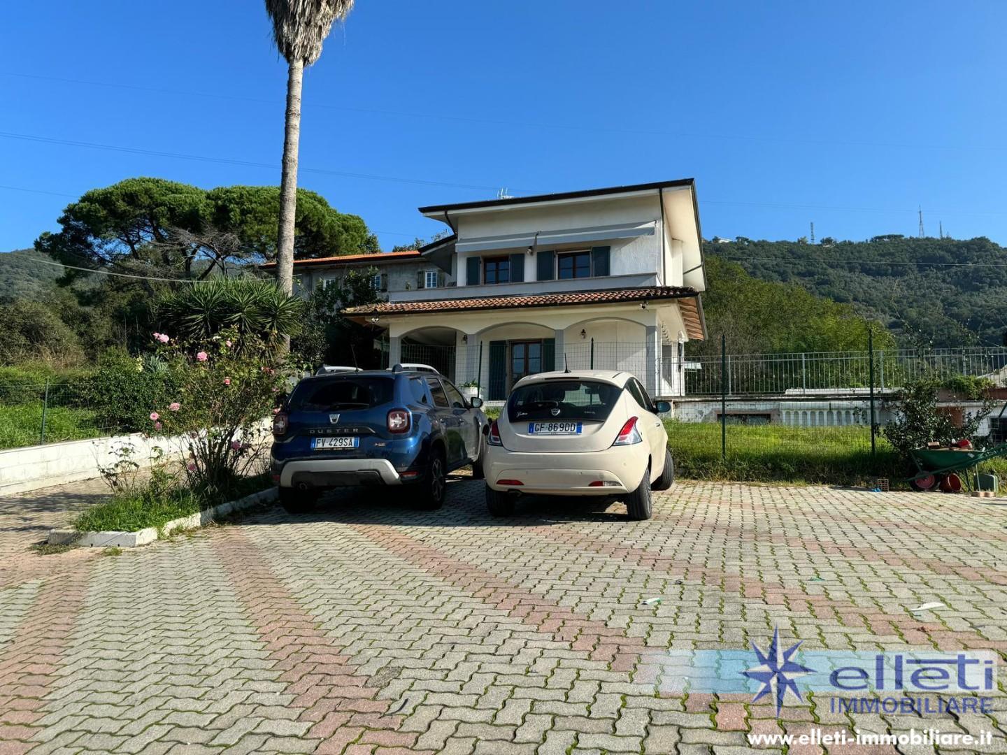 Villa in vendita, Carrara fossone