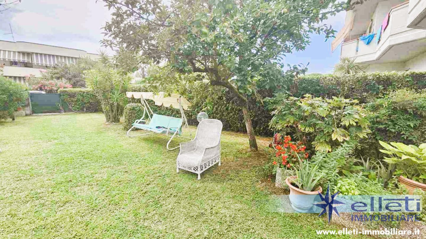Quadrilocale in vendita, Massa marina di