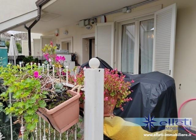 Appartamento con giardino, Massa zona viali