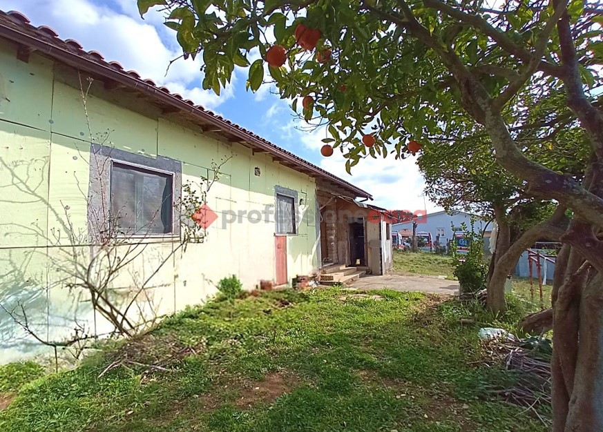 Casa indipendente con giardino a Aprilia