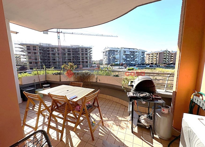 Trilocale con box a Aprilia