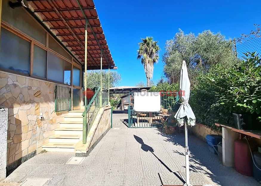 Trilocale con giardino a Aprilia