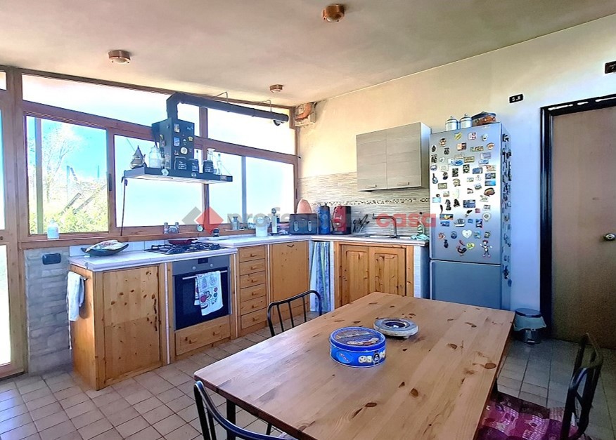 Trilocale con giardino a Aprilia