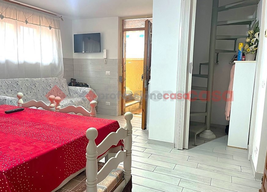 Trilocale arredato in affitto a Anzio