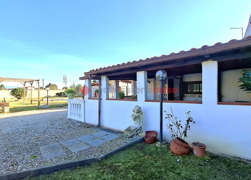 Casa indipendente con giardino a Aprilia