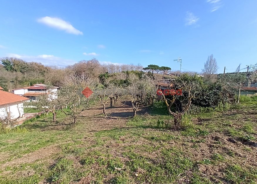 Rustico con giardino a Aprilia