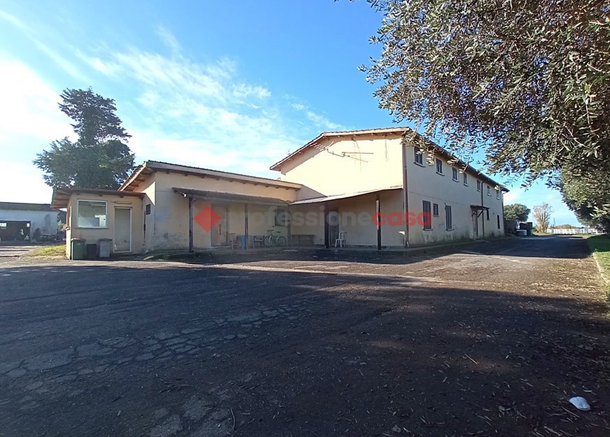 Rustico in vendita a Aprilia