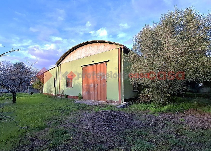 Villa da ristrutturare a Aprilia