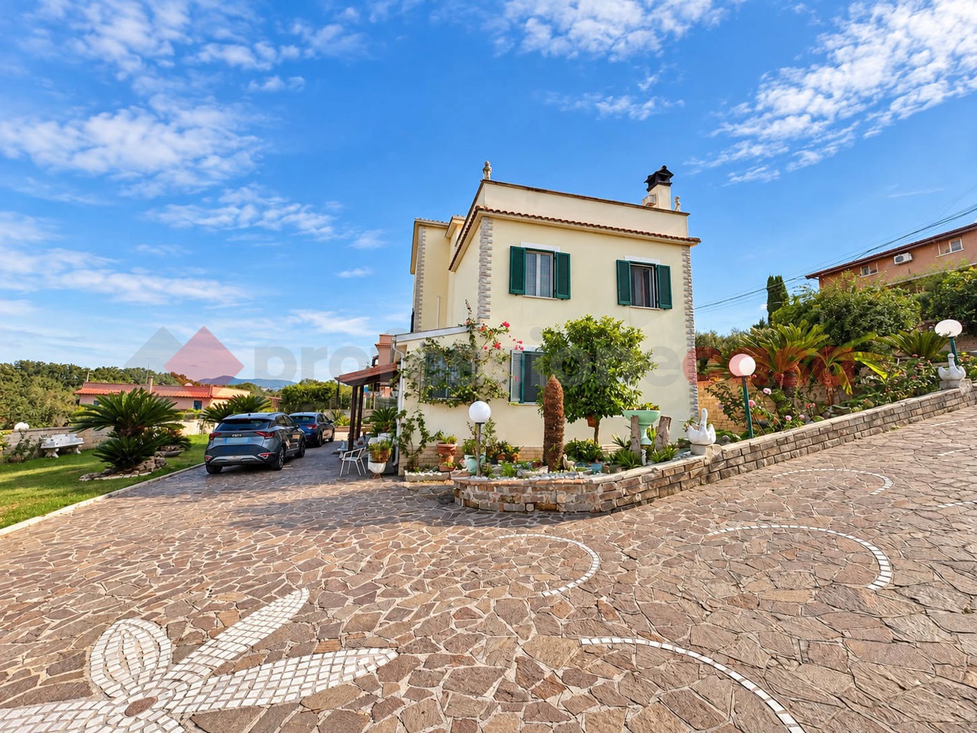 Villa con giardino a Aprilia