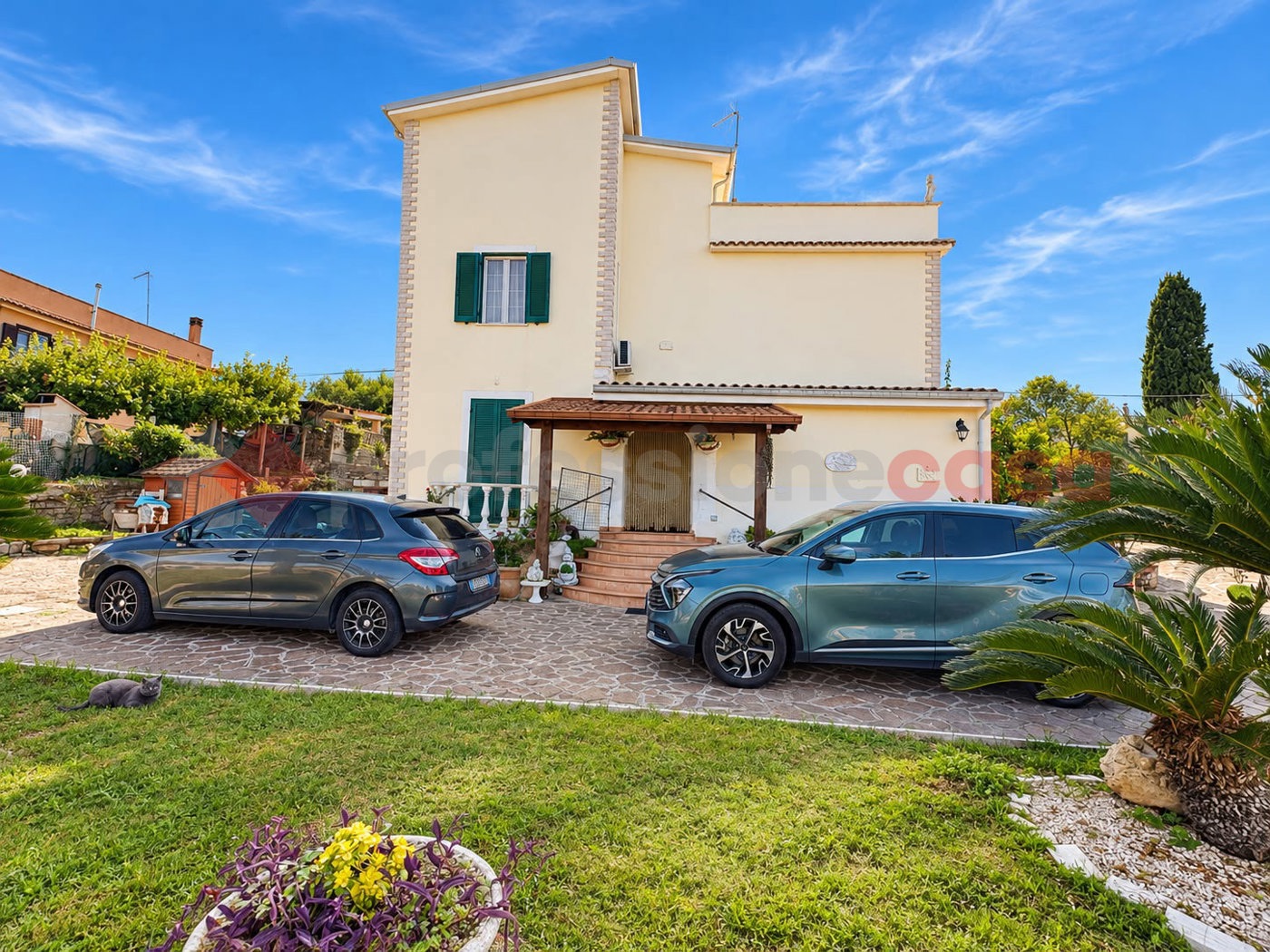 Villa con giardino a Aprilia