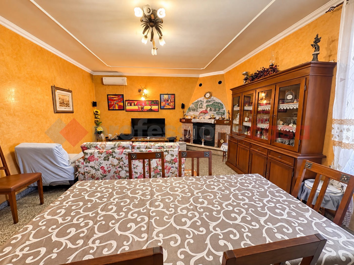 Villa con giardino a Aprilia