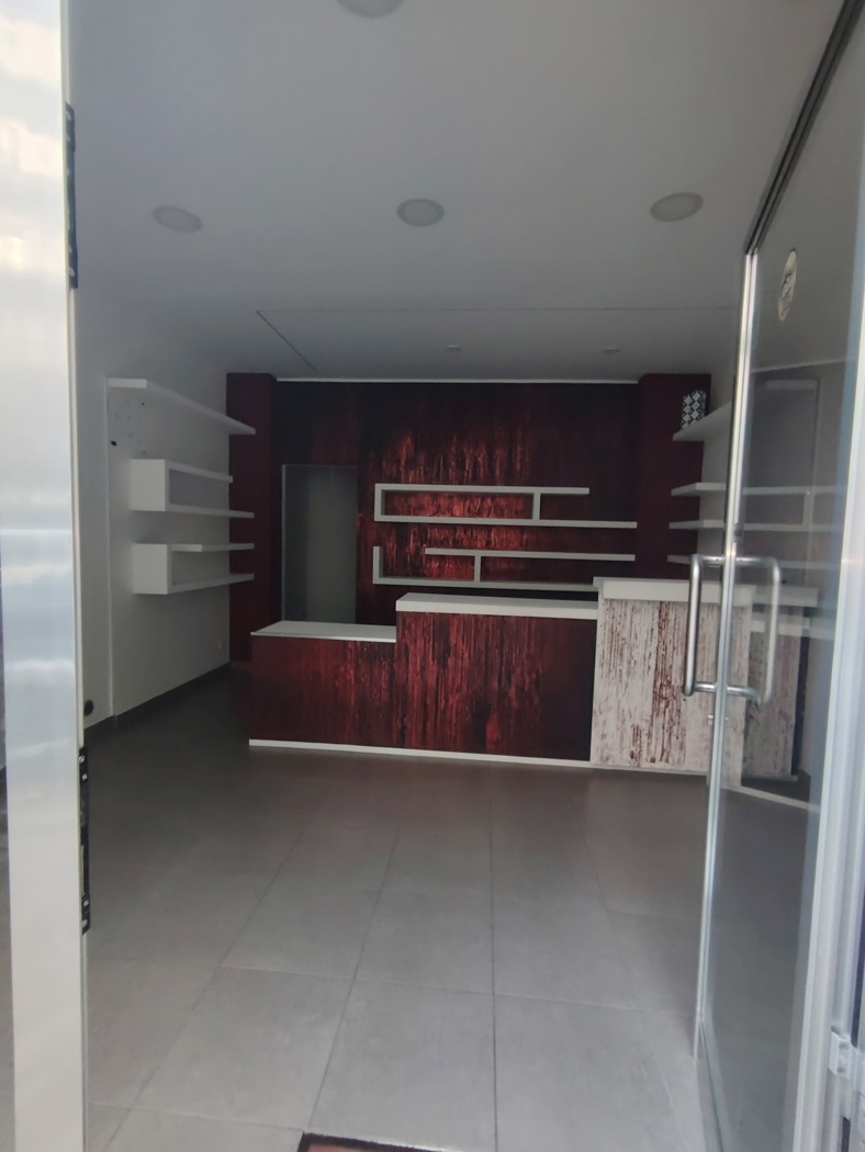 Negozio in affitto a Palermo