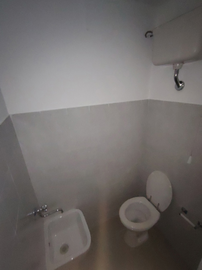 Negozio in affitto a Palermo