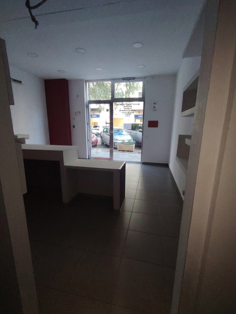 Negozio in affitto a Palermo