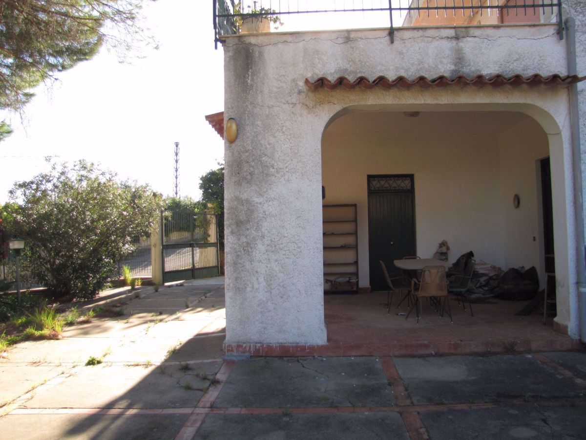 Villa con giardino a Trabia