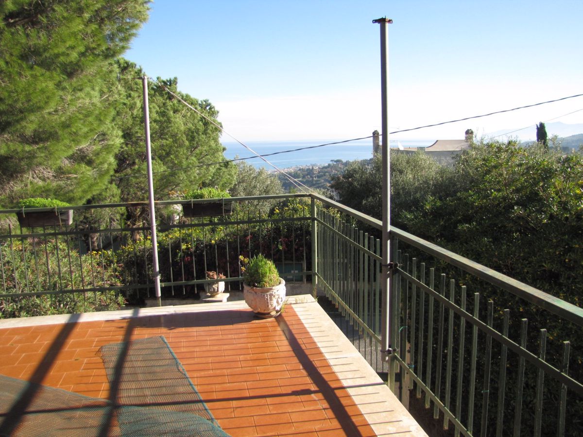 Villa con giardino a Trabia