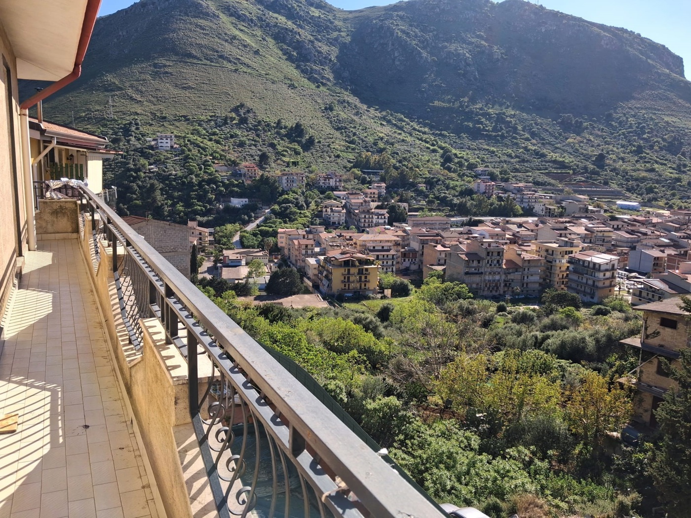 Attico da ristrutturare a Belmonte Mezzagno