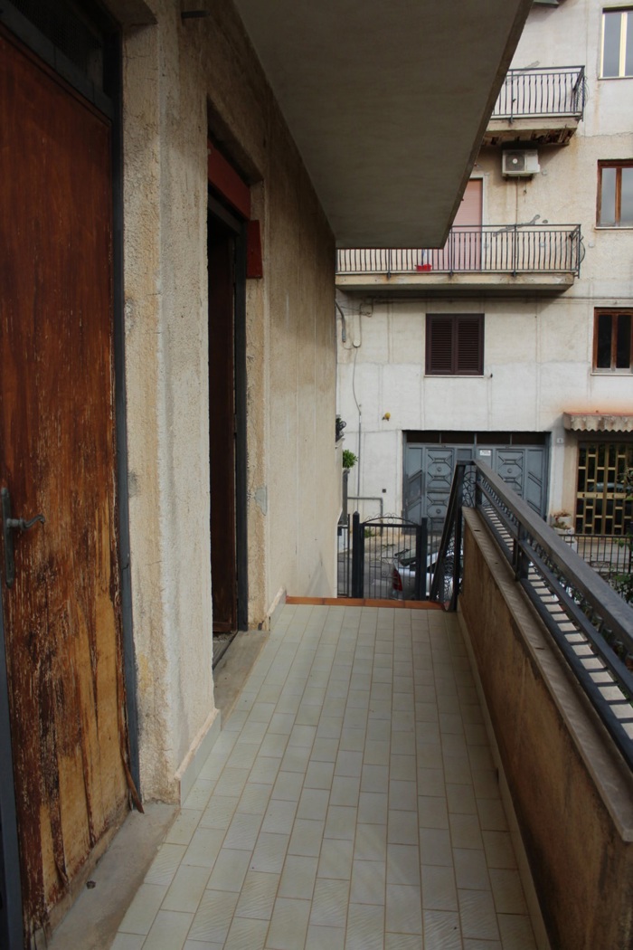 Attico da ristrutturare a Belmonte Mezzagno