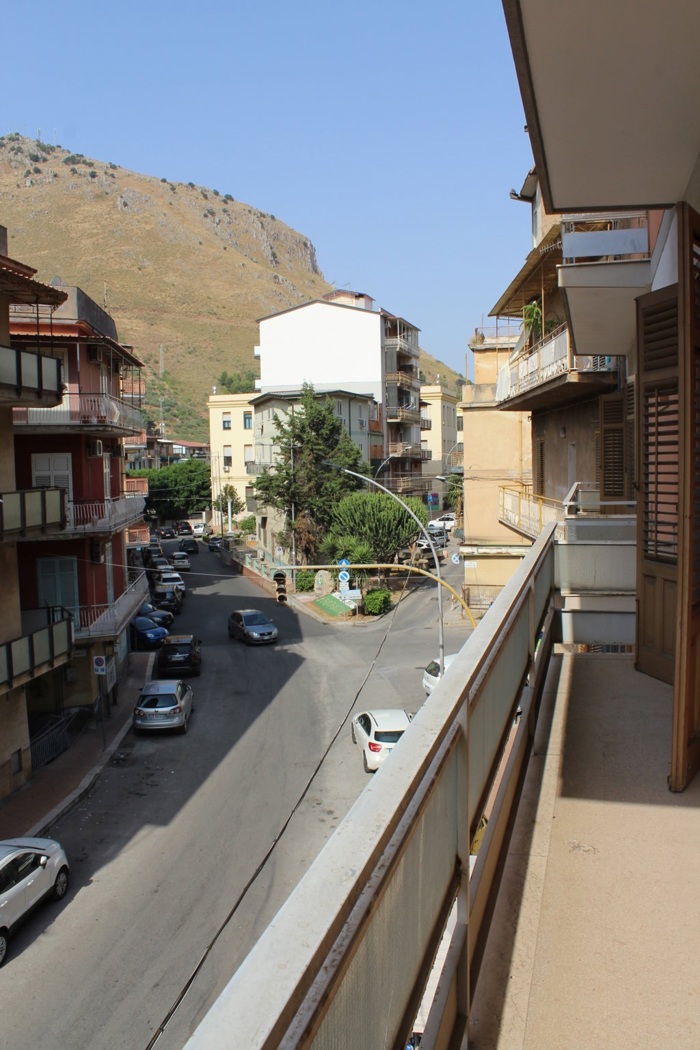 Trilocale in vendita a Belmonte Mezzagno