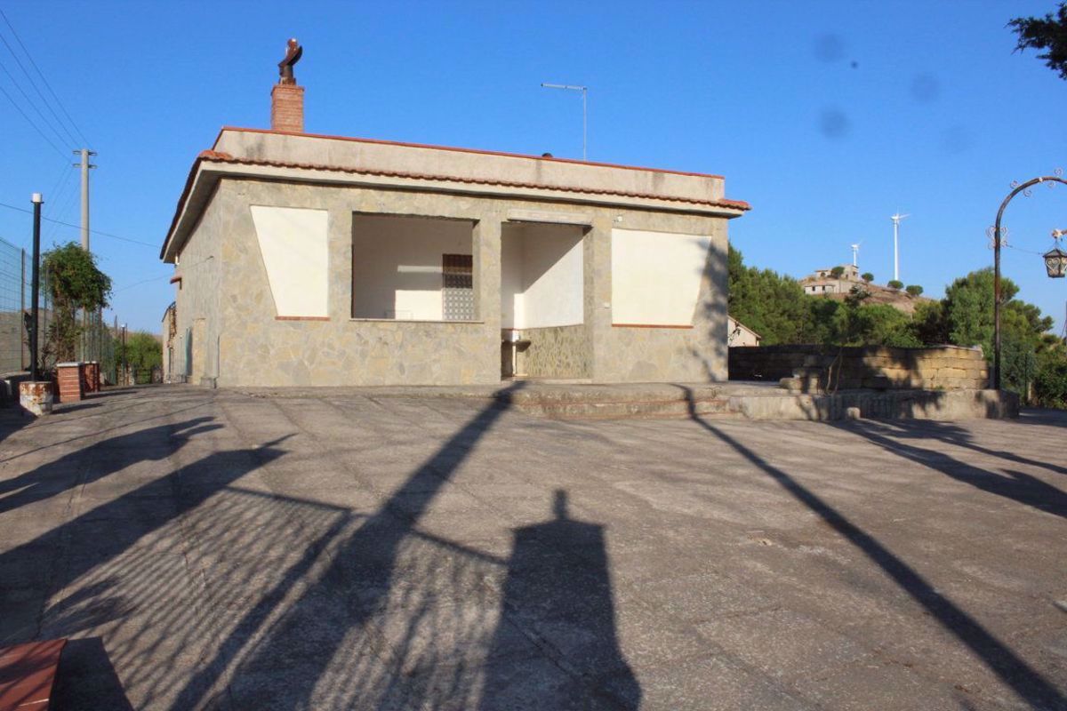 Villa con giardino a Belmonte Mezzagno