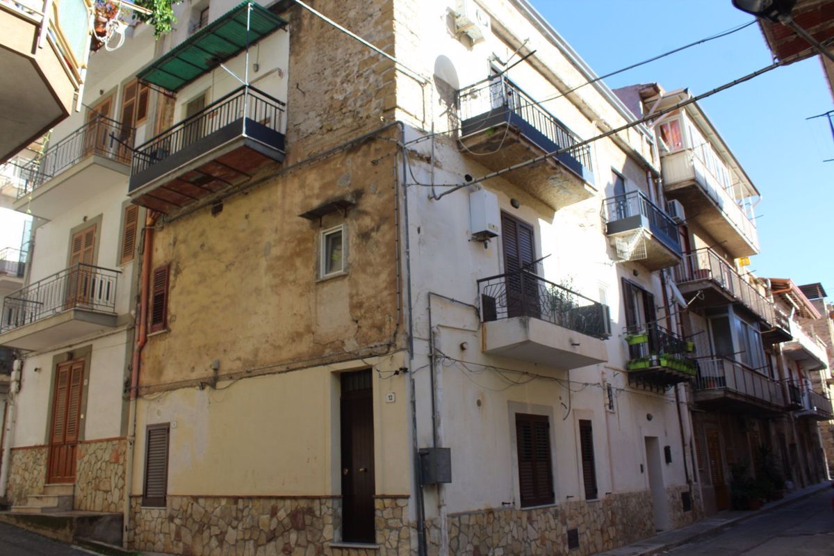 Trilocale in vendita a Belmonte Mezzagno