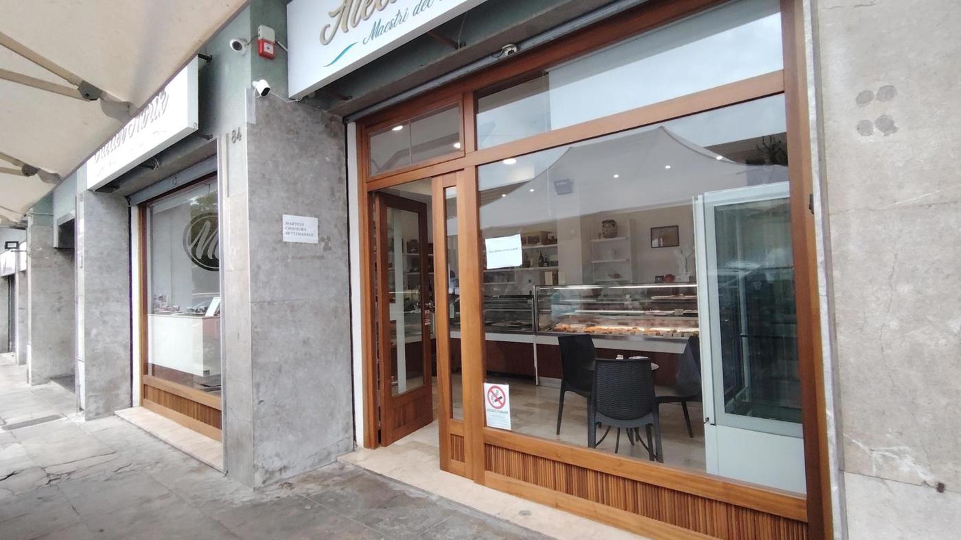 Attivit� commerciale Bar e tabacchi in affitto/gestione a Palermo
