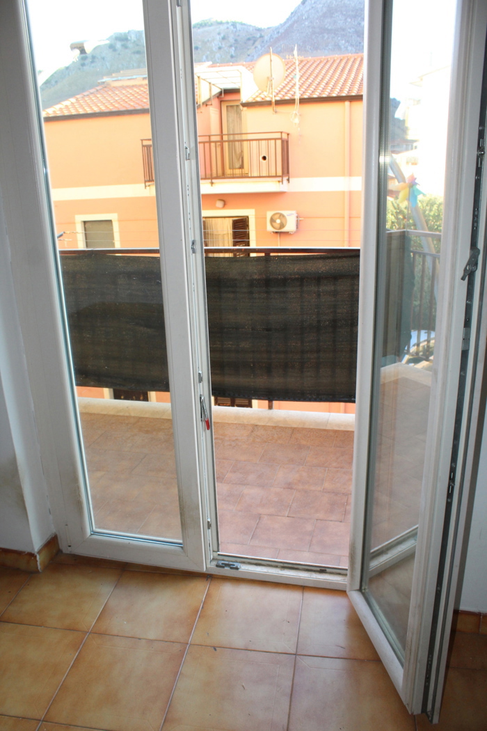 Trilocale in affitto a Belmonte Mezzagno