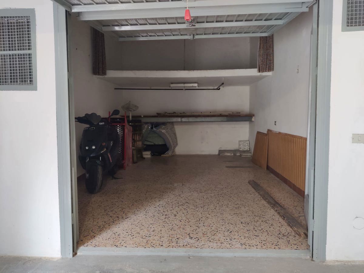 Box/Garage 20mq in vendita a Termoli