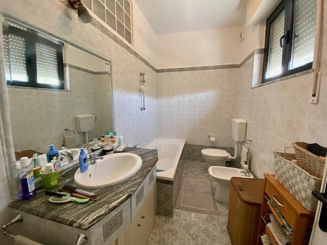 Casa indipendente con giardino a Termoli